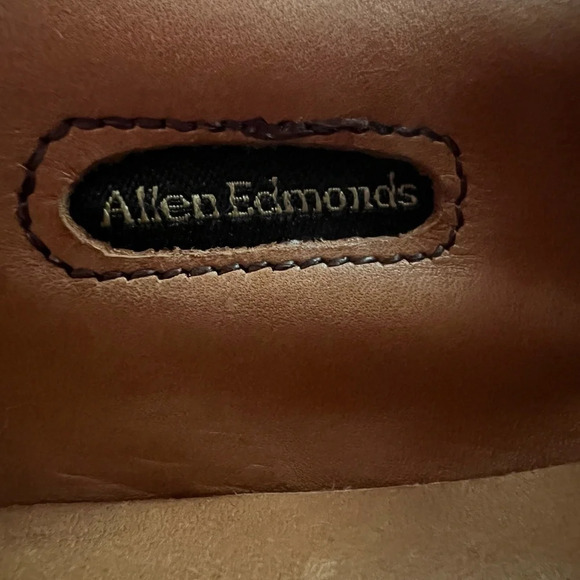 SOLD: Men’s Leather Allen Edmonds Bainbridge Navy Blue Cap Toe Oxfords Mens 7 E - Picture 8 of 9